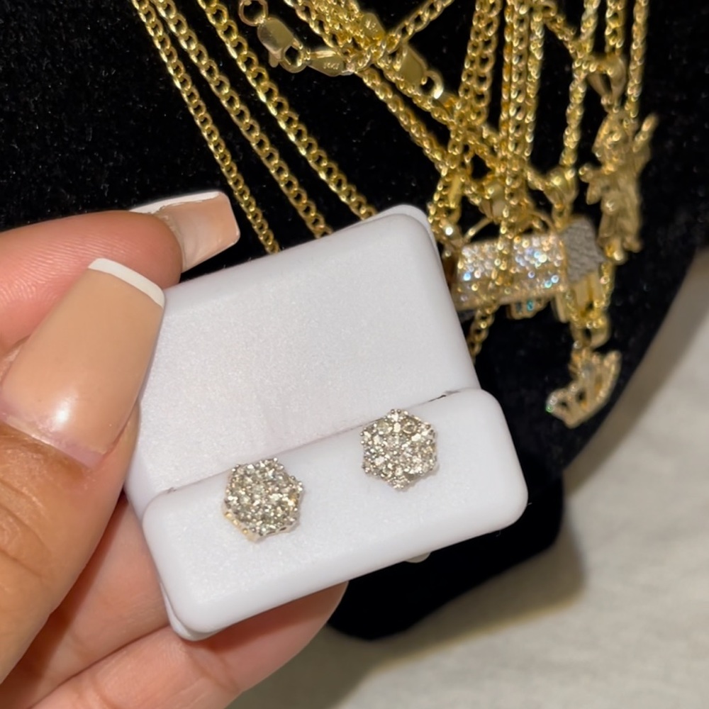 14k yellow gold  earrings .51ct G SI diamond